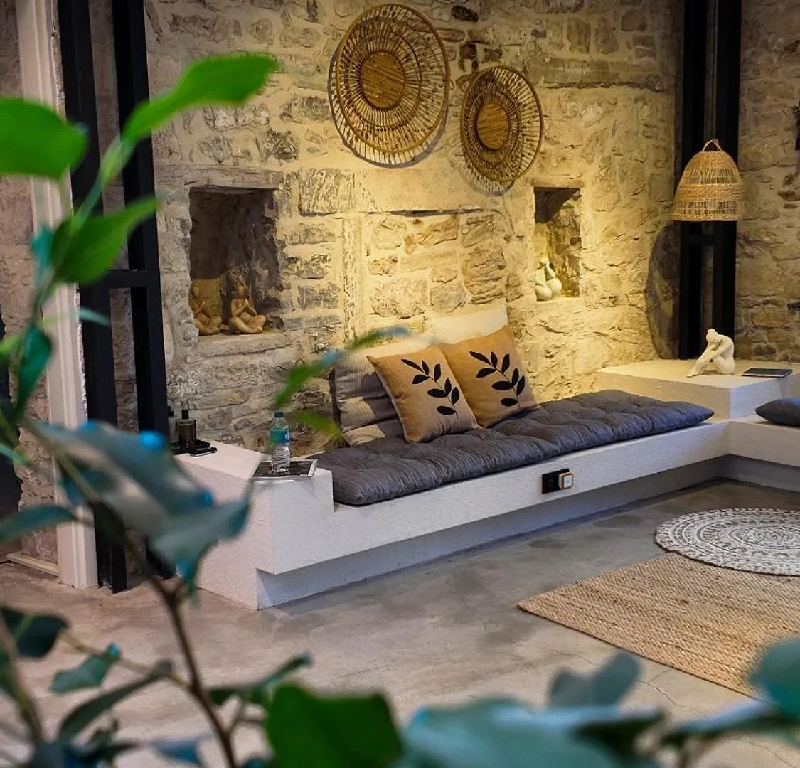 Nisurla Apartment Homestay